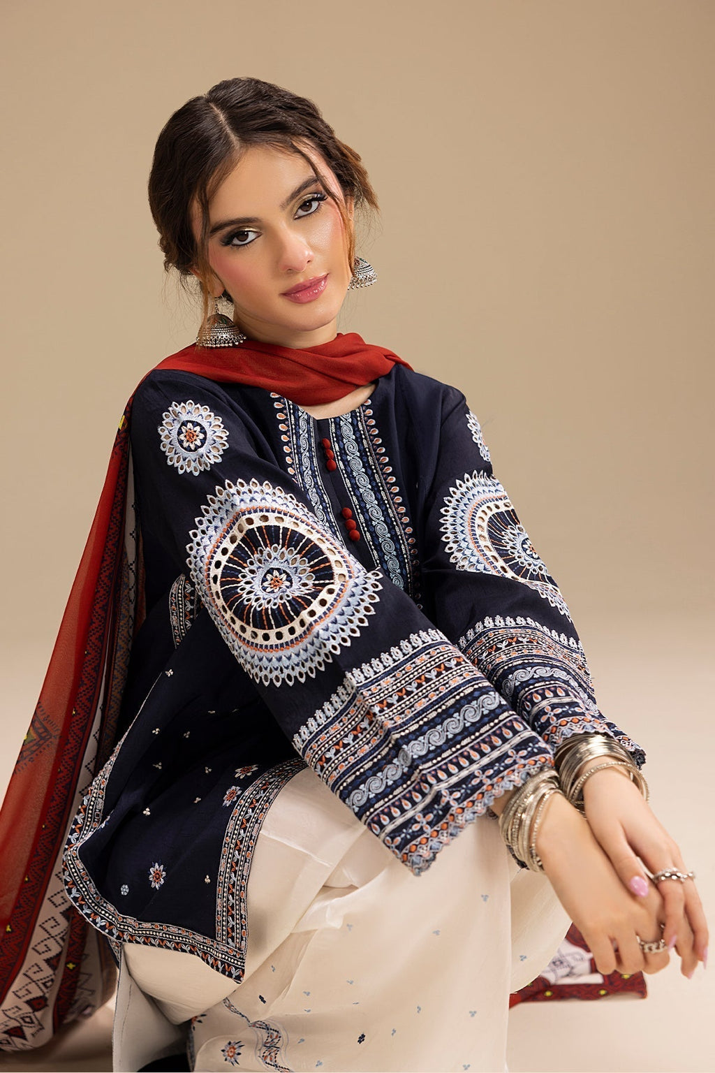 UNSTITCHED 3PC DHANAK EMBROIDERED SUIT V241
