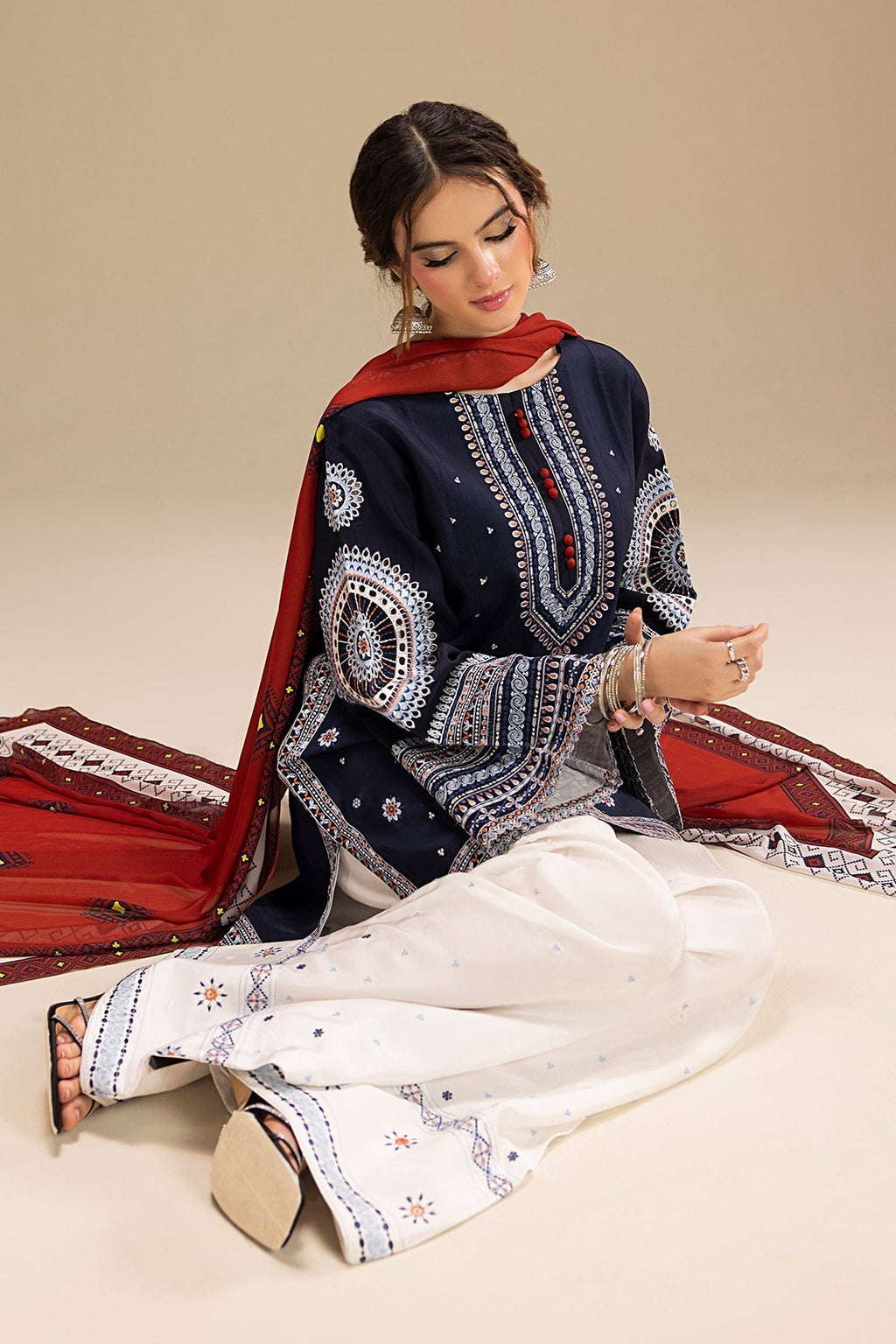 UNSTITCHED 3PC DHANAK EMBROIDERED SUIT V241