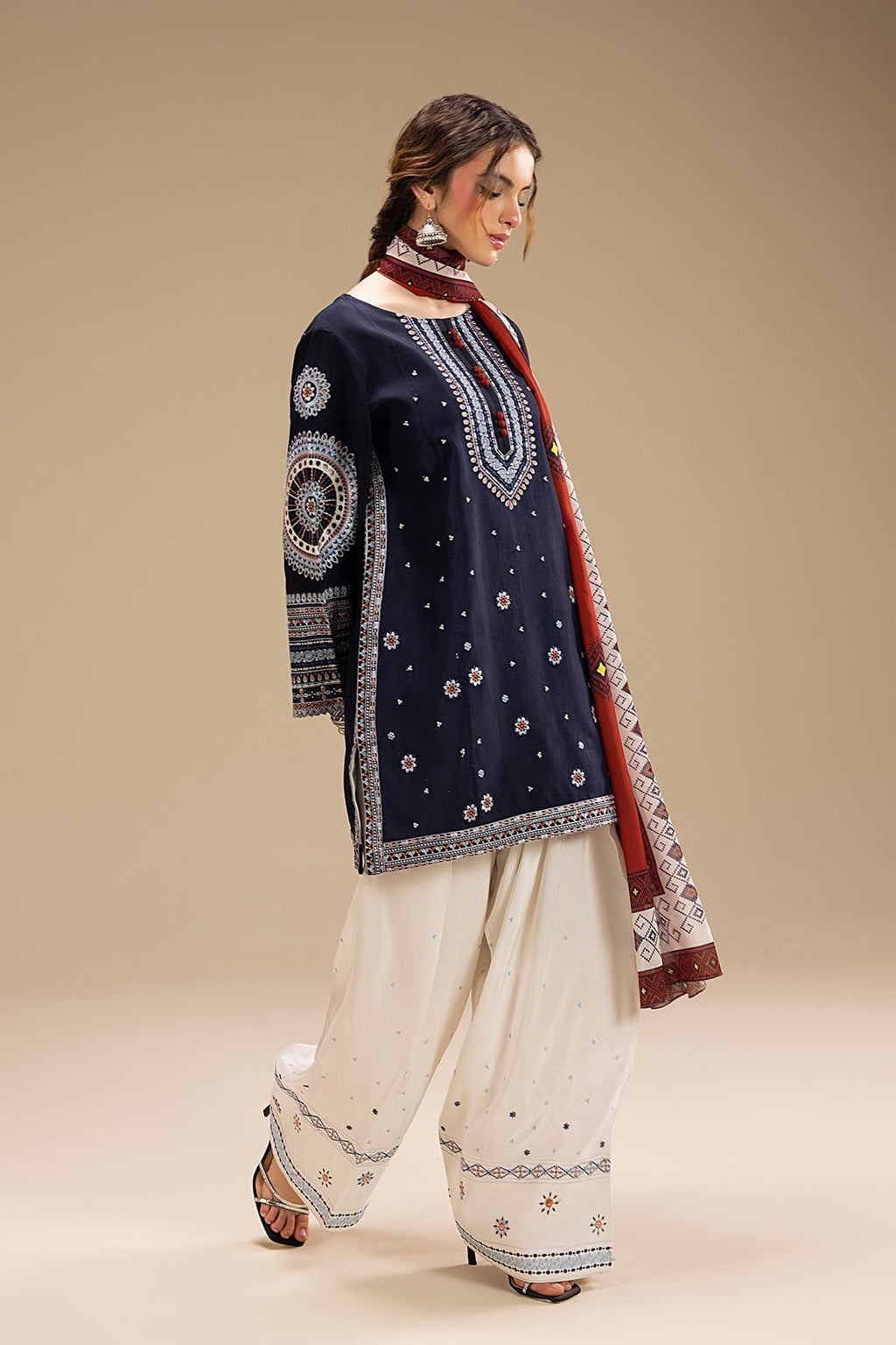 UNSTITCHED 3PC DHANAK EMBROIDERED SUIT V241