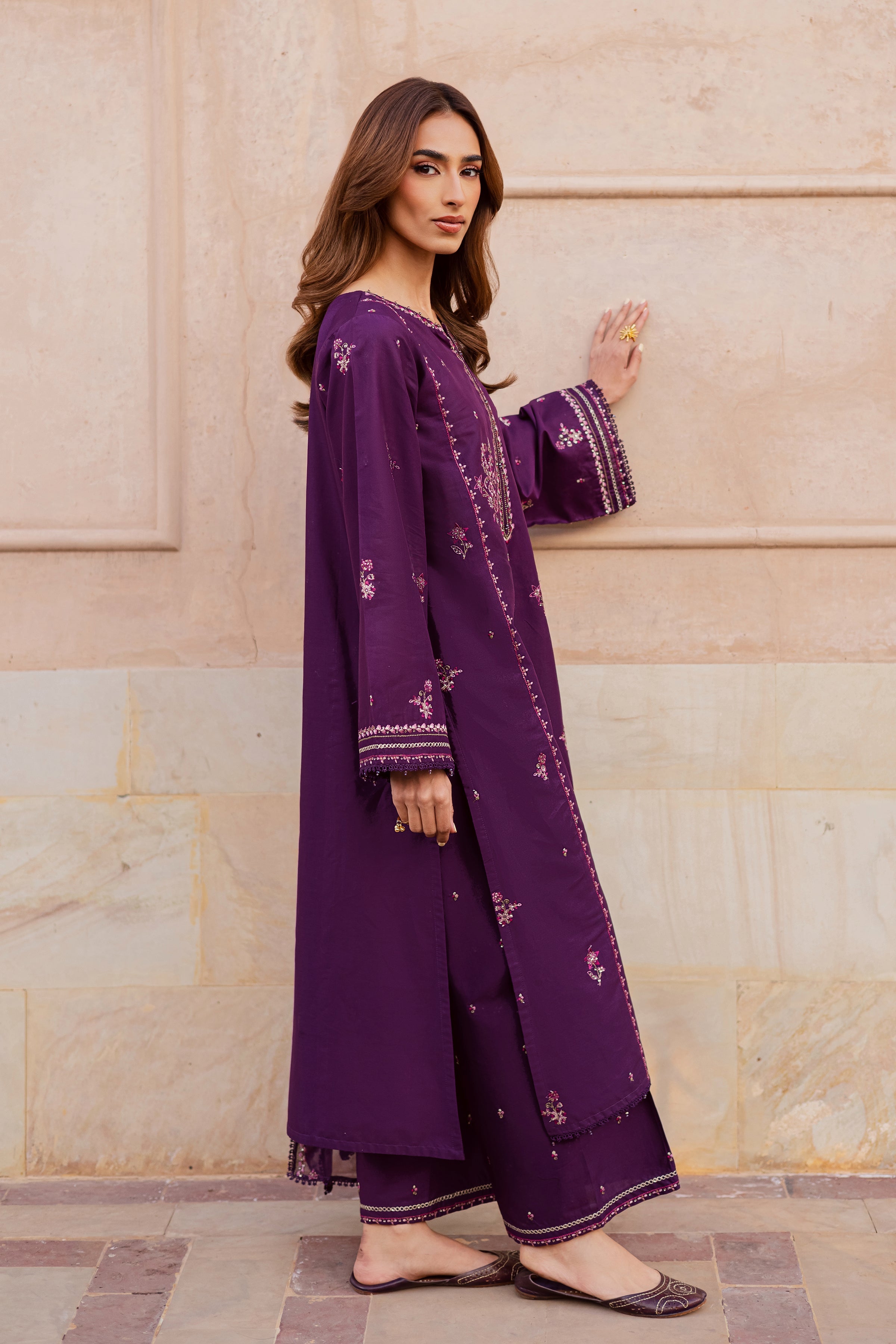 Mashayem 3Pc - Festive Embroidered Lawn unstiched 3395