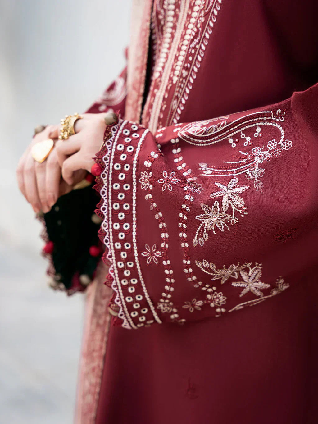 IZEL-3PC DHANAK EMBROIDERED SHIRT WITH COURTRAI PRINT SHAWL