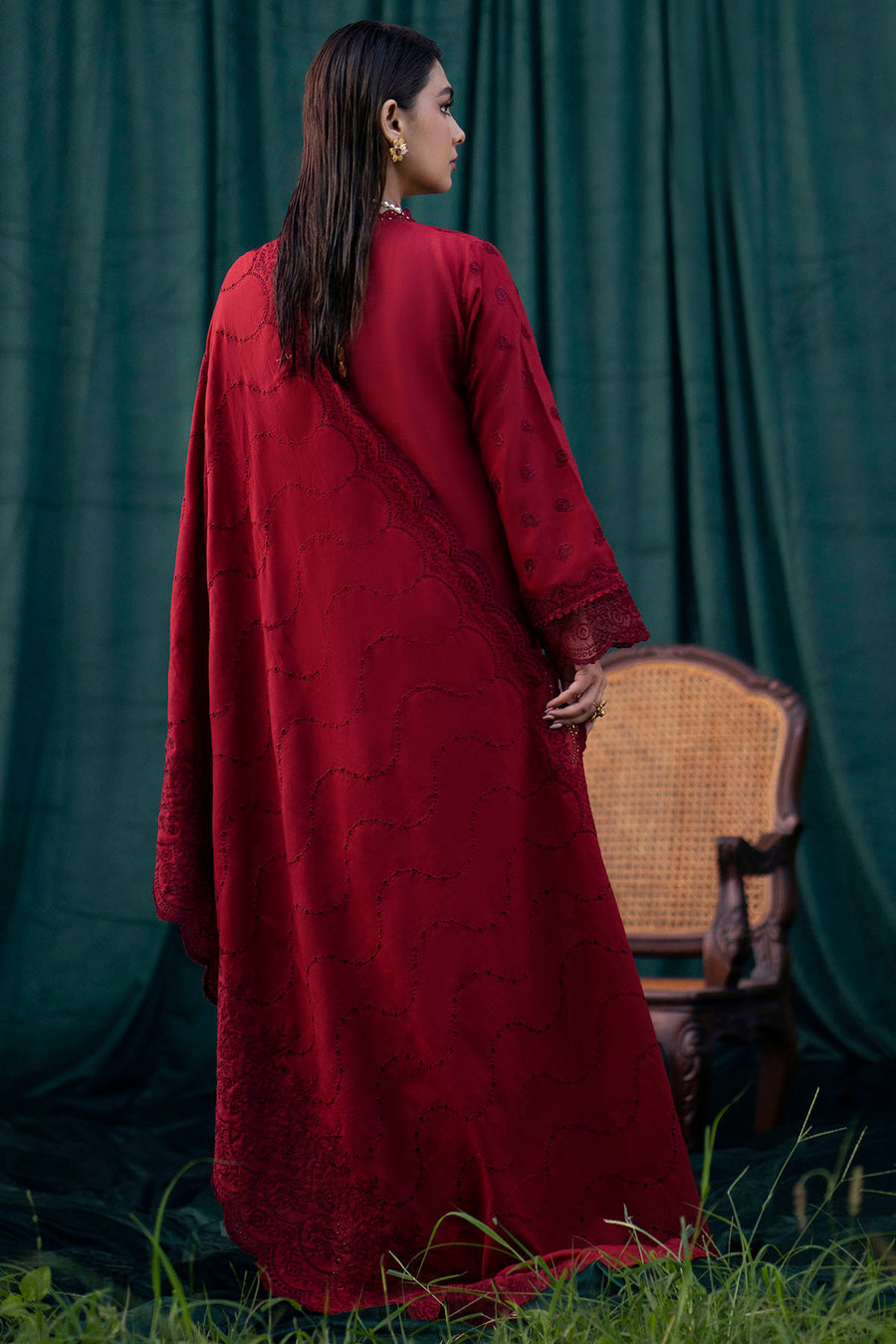 3 Piece - Unstitched Fully Embroided Lawn Fabric MO-24