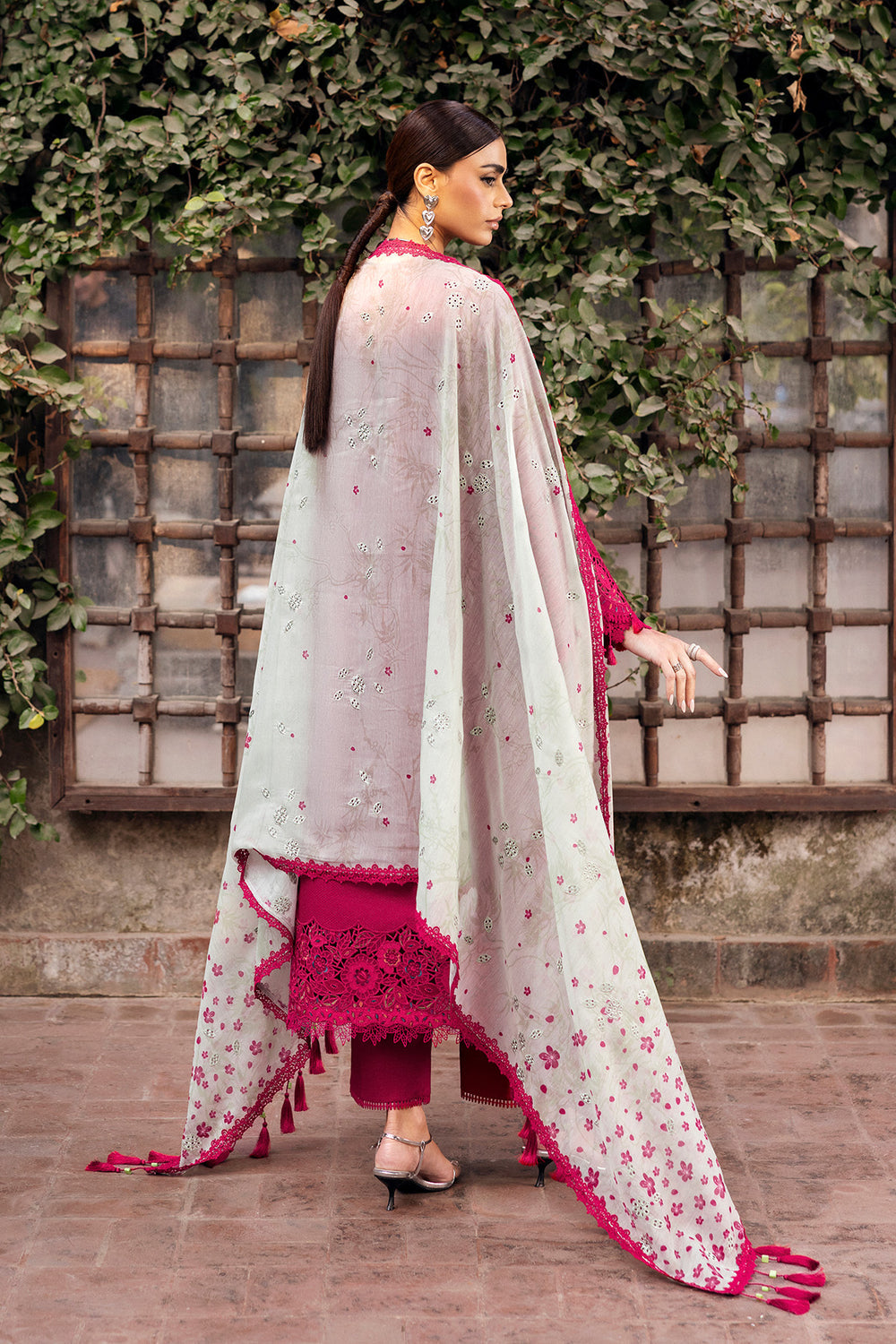3 Piece - Unstitched Luxury Embroidered Lawn Fabric JZ-2760