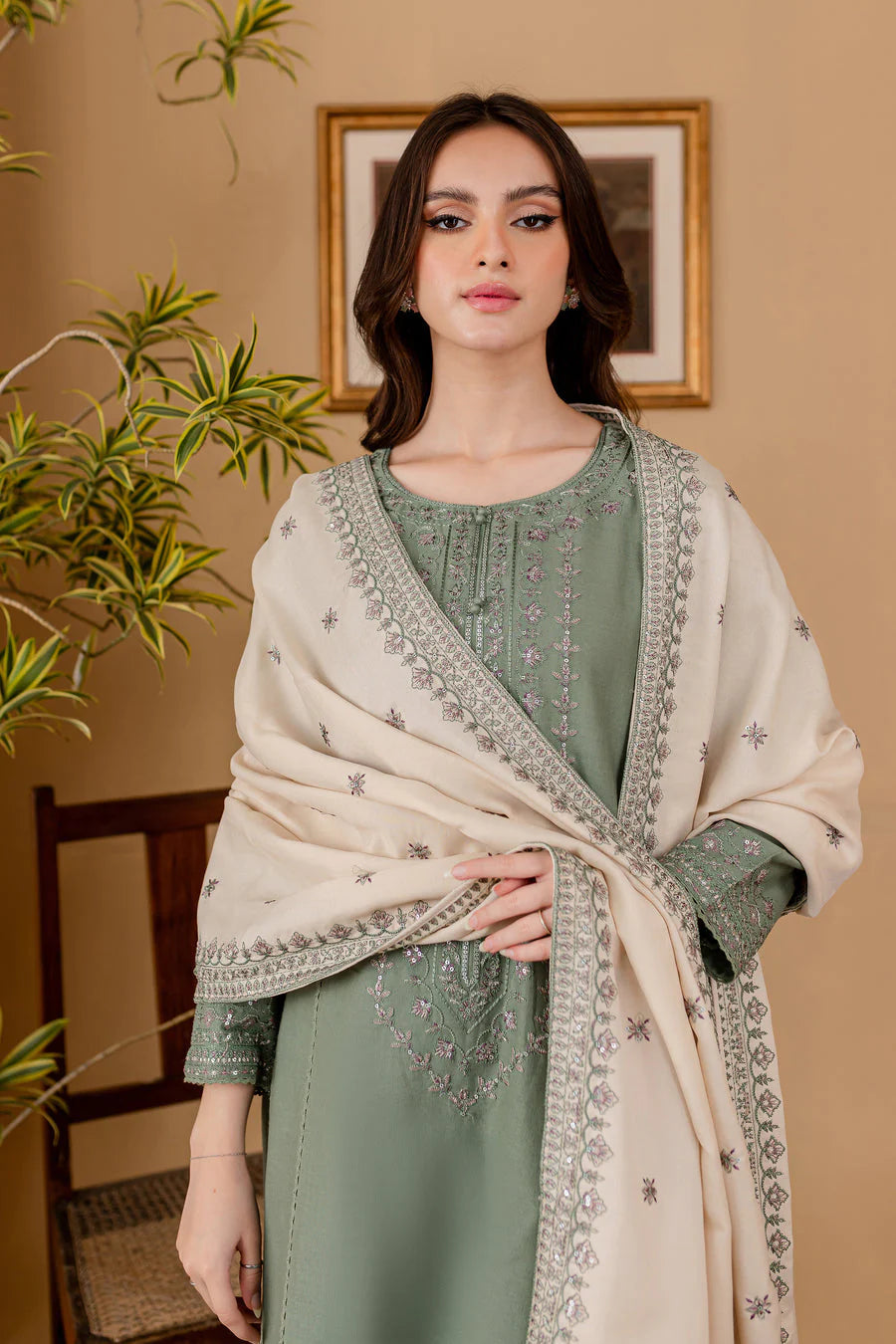 3 Piece - Unstitched Fully Embroidered Lawn Fabric RP-600