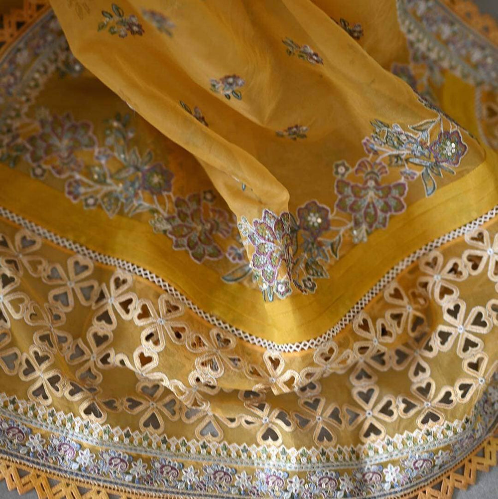 3 Piece - Unstitched Fully Embroidered Lawn Fabric SP-2510