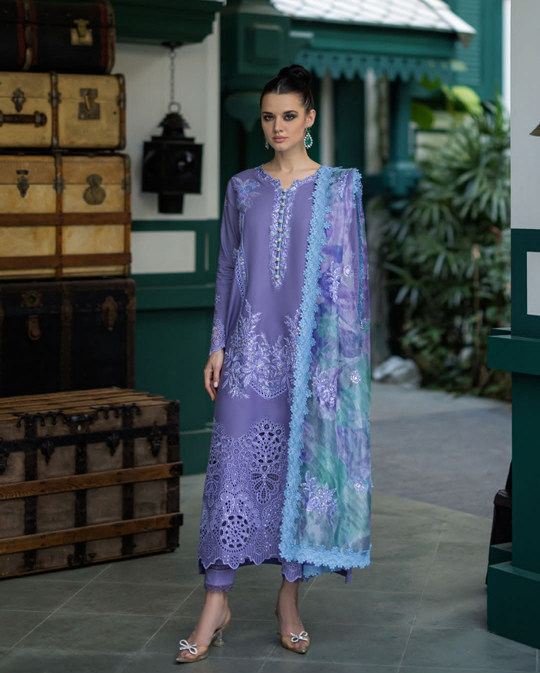 3 Piece - Unstitched Chicken Kari Embroided Lawn fabric OR-86