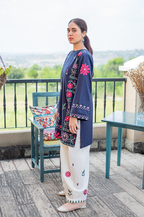 2 Piece - Unstitched Embroidered Lawn Fabric