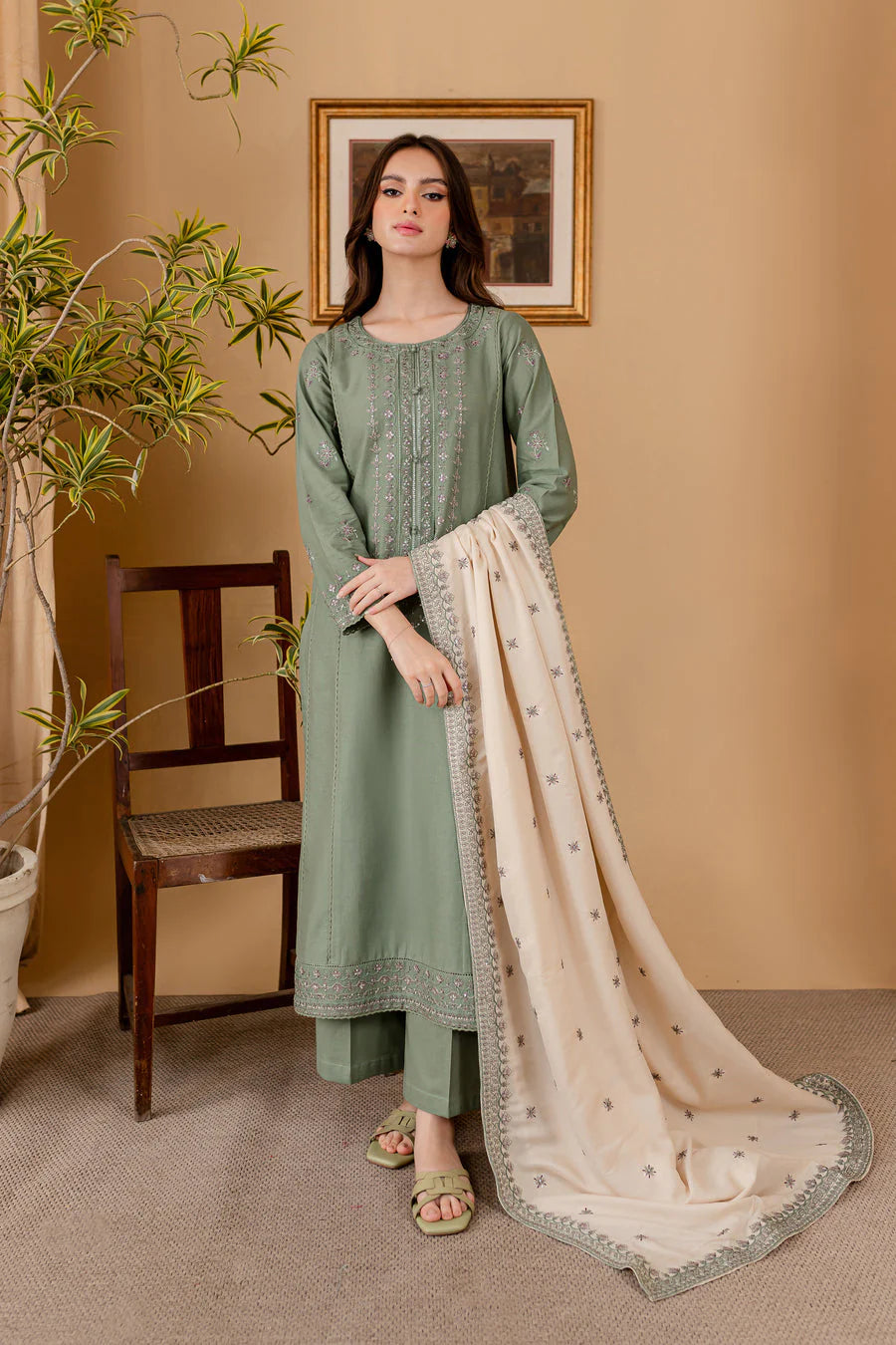 3 Piece - Unstitched Fully Embroidered Lawn Fabric RP-600