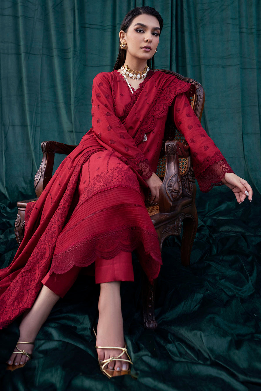 3 Piece - Unstitched Fully Embroided Lawn Fabric MO-24