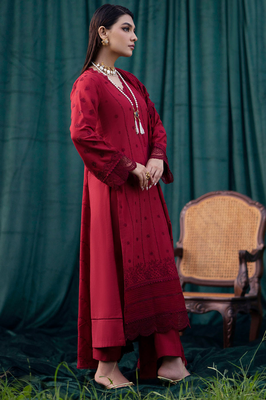 3 Piece - Unstitched Fully Embroided Lawn Fabric MO-24